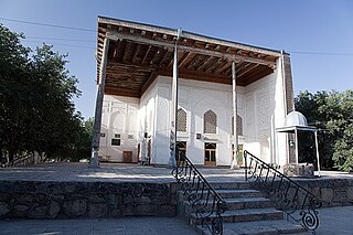 Masjidi baland jom`e masjidi